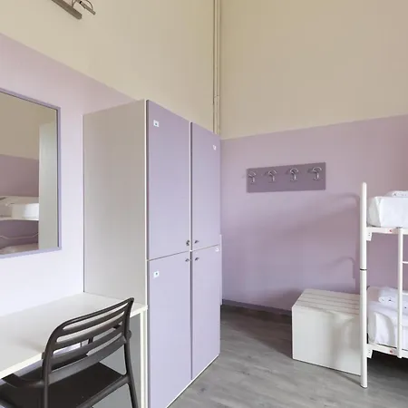 Hostel & 7 Florence