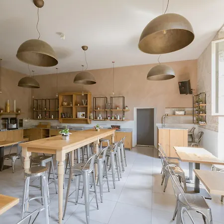 & 7 Hostel Florence