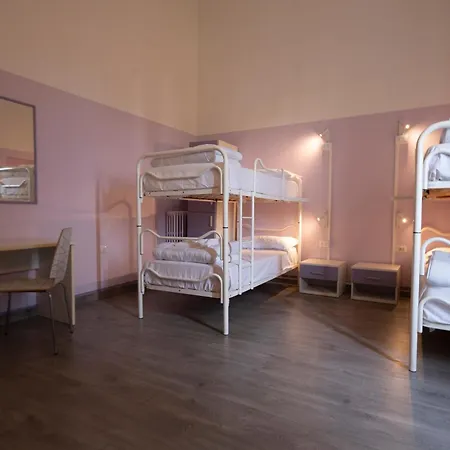 Hostel & 7