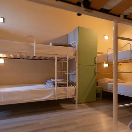 & 7 Hostel Florence